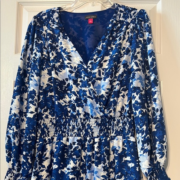 Vince Camuto Dresses & Skirts - Vince Camuto Blue and White Floral Dress